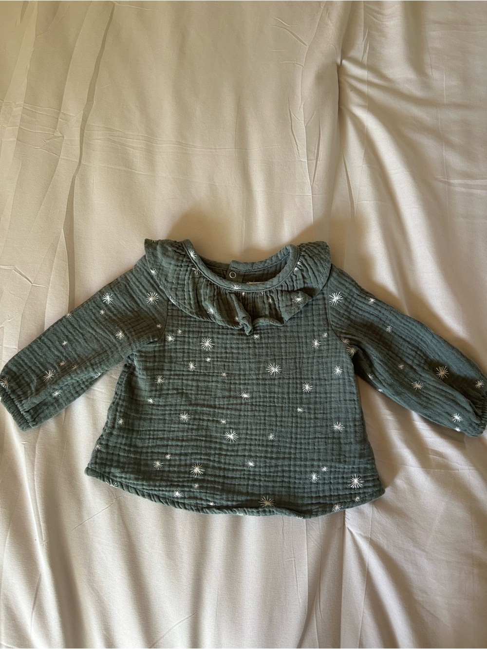 Grayson Collective Girls' Star Print Ruffled Collar Top - Green